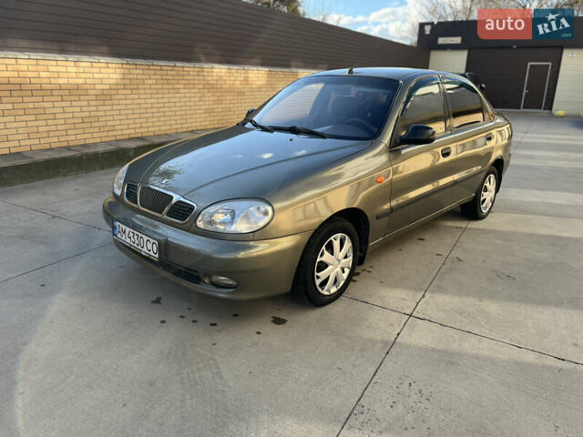 Деу Ланос 2004 у Бердичеве на Automoto.ua Зелений Деу Ланос, об'ємом двигуна 1.6 л та пробігом 221 тис. км за 2500 $, фото 6 на Automoto.ua