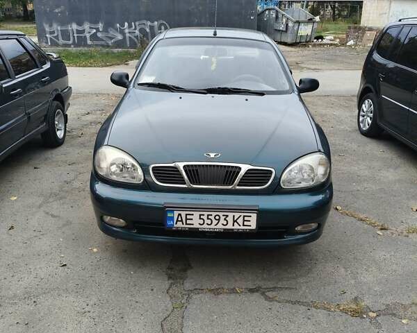 Деу Ланос 2004 у Кривому Розі на Automoto.ua Зелений Деу Ланос, об'ємом двигуна 1.5 л та пробігом 184 тис. км за 3100 $, фото 14 на Automoto.ua