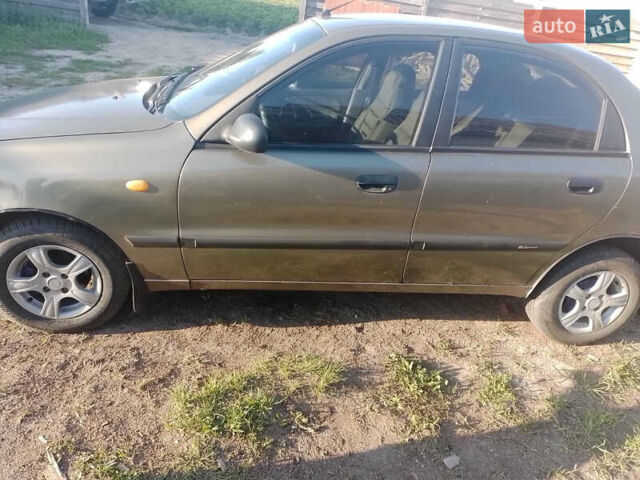 Зелений Деу Ланос, об'ємом двигуна 1.5 л та пробігом 150 тис. км за 1500 $, фото 3 на Automoto.ua