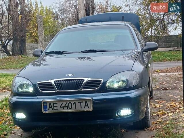 Зеленый Дэу Ланос, объемом двигателя 1.6 л и пробегом 165 тыс. км за 2400 $, фото 1 на Automoto.ua