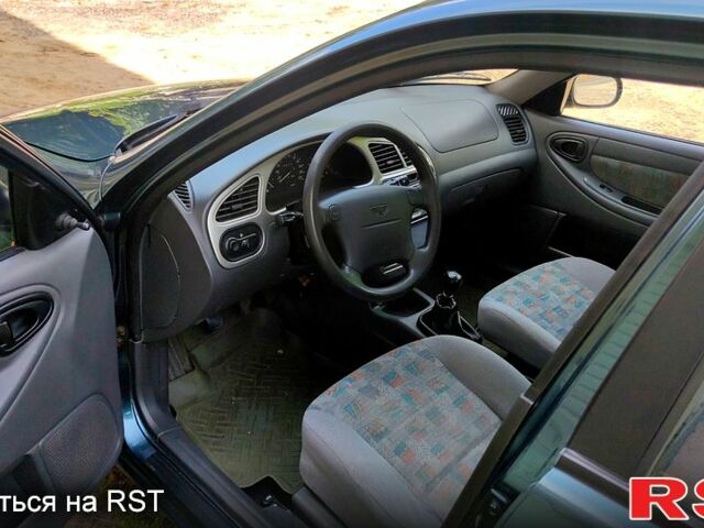 Зелений Деу Ланос, об'ємом двигуна 1.6 л та пробігом 200 тис. км за 2700 $, фото 1 на Automoto.ua