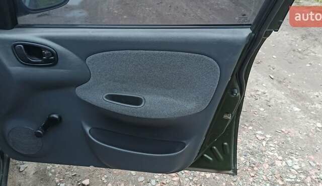 Зелений Деу Ланос, об'ємом двигуна 1.5 л та пробігом 172 тис. км за 2900 $, фото 5 на Automoto.ua