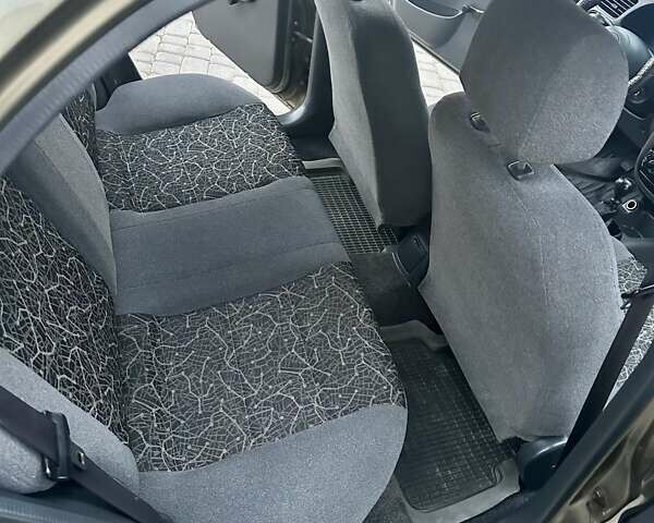 Зелений Деу Ланос, об'ємом двигуна 1.5 л та пробігом 145 тис. км за 2847 $, фото 25 на Automoto.ua