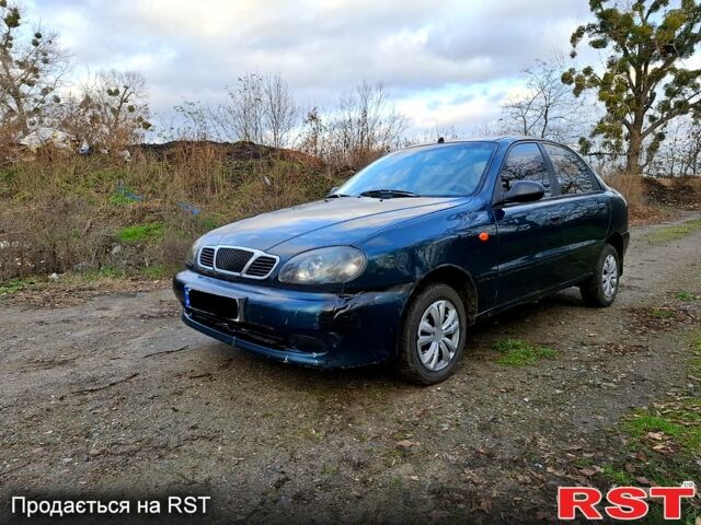 Зеленый Дэу Ланос, объемом двигателя 1.5 л и пробегом 180 тыс. км за 1150 $, фото 2 на Automoto.ua