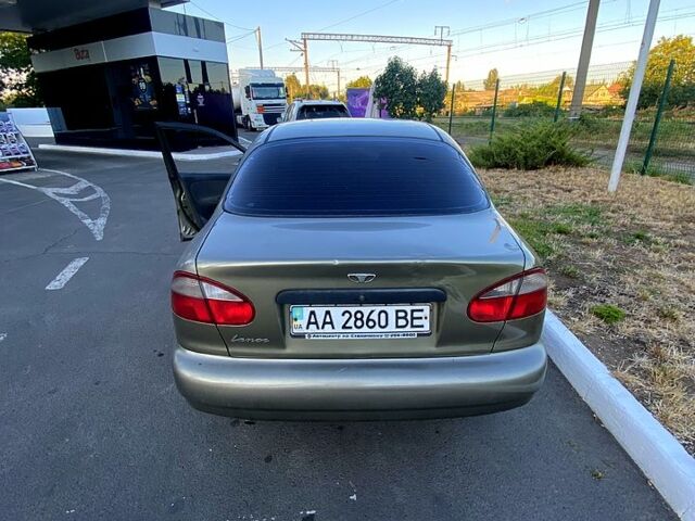 Зеленый Дэу Ланос, объемом двигателя 1.5 л и пробегом 264 тыс. км за 950 $, фото 4 на Automoto.ua