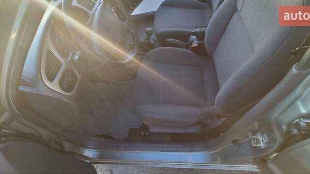 Деу Ланос 2005 у Києві на Automoto.ua Зелений Деу Ланос, об'ємом двигуна 0 л та пробігом 73 тис. км за 2500 $, фото 20 на Automoto.ua