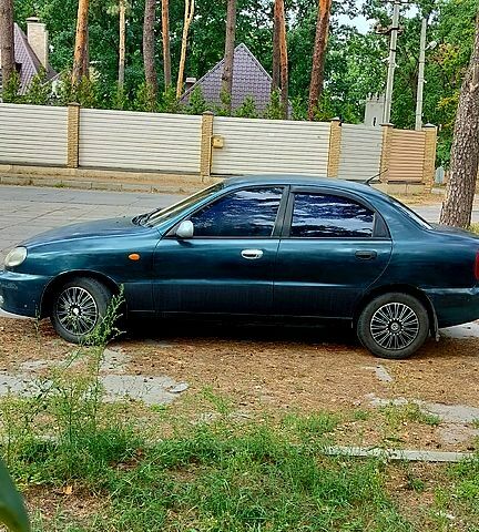 Зелений Деу Ланос, об'ємом двигуна 1.5 л та пробігом 304 тис. км за 1950 $, фото 1 на Automoto.ua