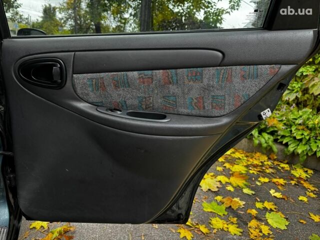 Зелений Деу Ланос, об'ємом двигуна 1.6 л та пробігом 191 тис. км за 2690 $, фото 21 на Automoto.ua