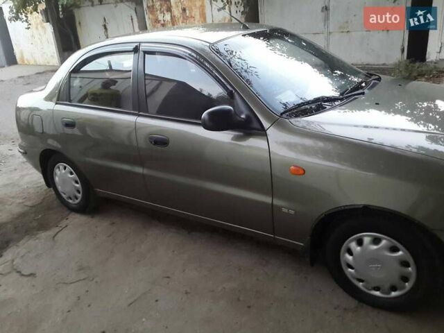 Зелений Деу Ланос, об'ємом двигуна 1.5 л та пробігом 125 тис. км за 3200 $, фото 1 на Automoto.ua