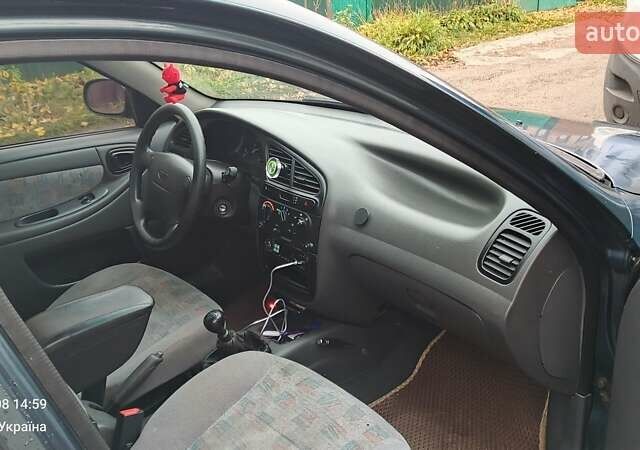 Зеленый Дэу Ланос, объемом двигателя 1.5 л и пробегом 223 тыс. км за 2200 $, фото 3 на Automoto.ua