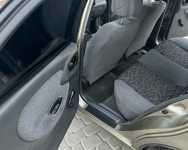 Зелений Деу Ланос, об'ємом двигуна 1.5 л та пробігом 145 тис. км за 2847 $, фото 22 на Automoto.ua