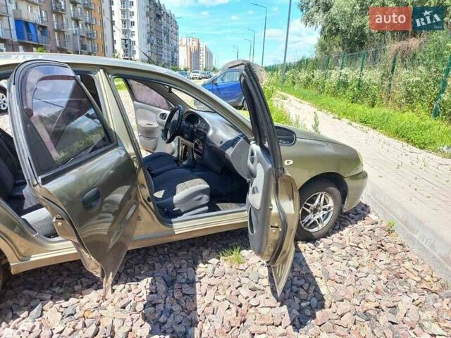 Зелений Деу Ланос, об'ємом двигуна 1.3 л та пробігом 215 тис. км за 1500 $, фото 7 на Automoto.ua