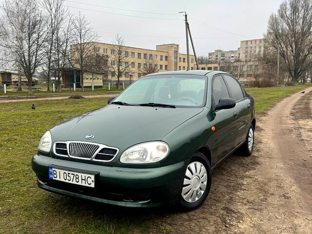 Зеленый Дэу Ланос, объемом двигателя 1.5 л и пробегом 240 тыс. км за 2850 $, фото 1 на Automoto.ua