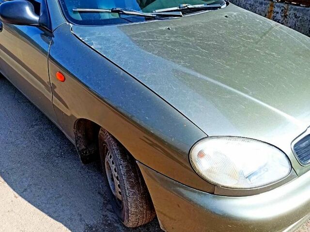 Зеленый Дэу Ланос, объемом двигателя 1.5 л и пробегом 250 тыс. км за 2200 $, фото 2 на Automoto.ua