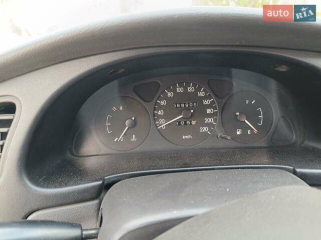 Зелений Деу Ланос, об'ємом двигуна 1.5 л та пробігом 368 тис. км за 3000 $, фото 1 на Automoto.ua