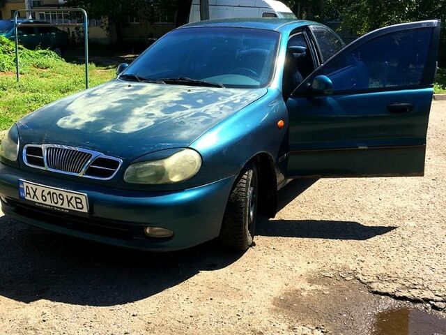 Зелений Деу Ланос, об'ємом двигуна 1.6 л та пробігом 215 тис. км за 1300 $, фото 1 на Automoto.ua