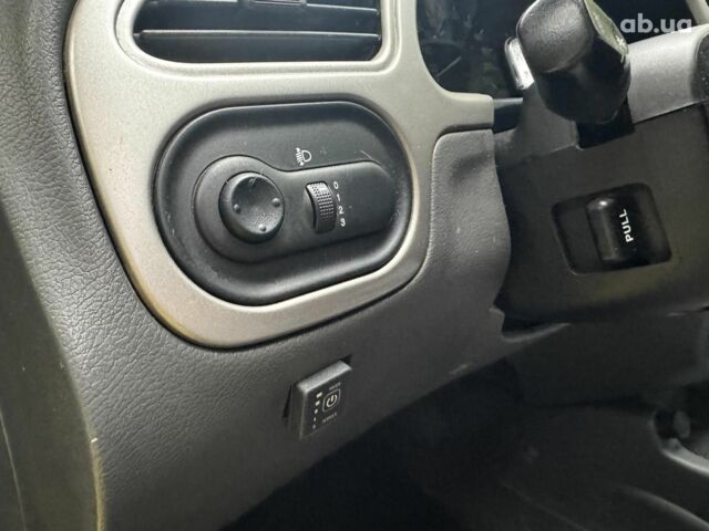 Зелений Деу Ланос, об'ємом двигуна 1.6 л та пробігом 191 тис. км за 2690 $, фото 11 на Automoto.ua