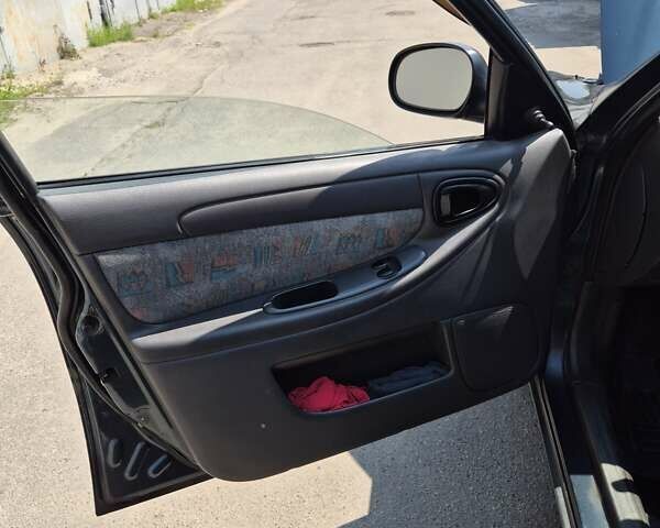 Зелений Деу Ланос, об'ємом двигуна 1.5 л та пробігом 270 тис. км за 2150 $, фото 2 на Automoto.ua