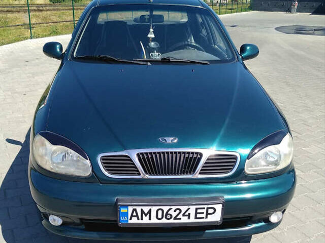 Зеленый Дэу Ланос, объемом двигателя 1.5 л и пробегом 254 тыс. км за 3200 $, фото 1 на Automoto.ua