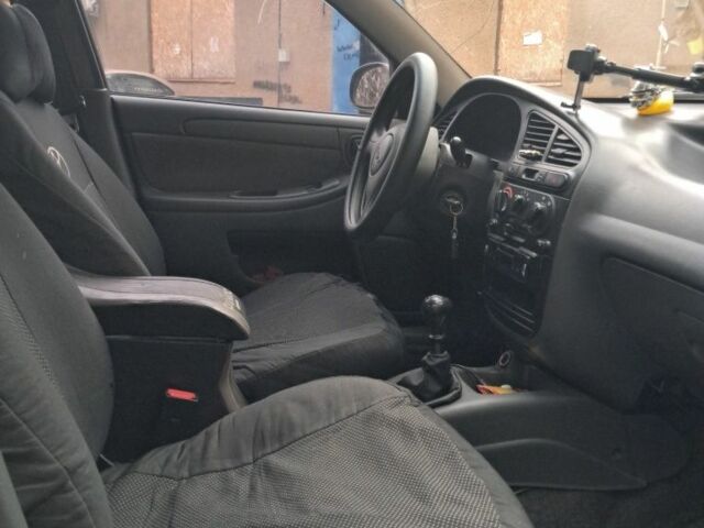 Зелений Деу Ланос, об'ємом двигуна 1.5 л та пробігом 255 тис. км за 2000 $, фото 5 на Automoto.ua