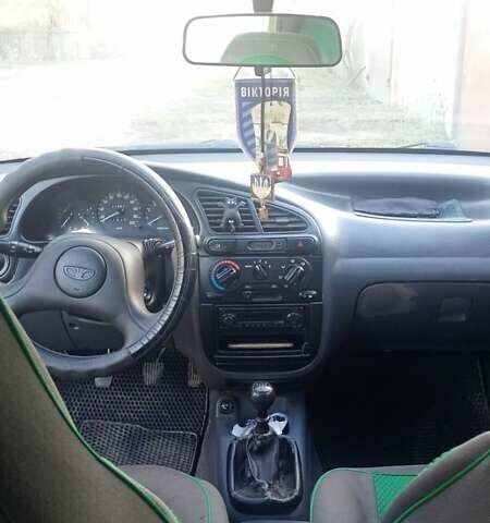 Зеленый Дэу Ланос, объемом двигателя 1.5 л и пробегом 219 тыс. км за 3000 $, фото 4 на Automoto.ua