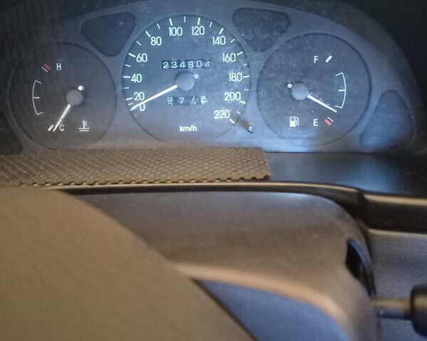 Зелений Деу Ланос, об'ємом двигуна 0 л та пробігом 236 тис. км за 1424 $, фото 6 на Automoto.ua