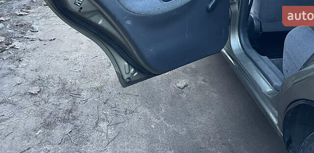 Зелений Деу Ланос, об'ємом двигуна 1.5 л та пробігом 240 тис. км за 2800 $, фото 16 на Automoto.ua