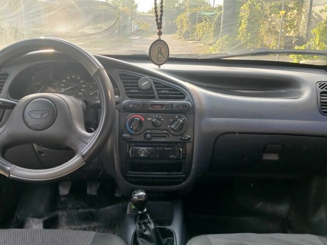 Зеленый Дэу Ланос, объемом двигателя 1.5 л и пробегом 170 тыс. км за 3300 $, фото 9 на Automoto.ua