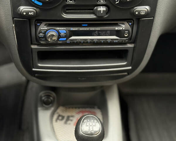 Зелений Деу Ланос, об'ємом двигуна 1.5 л та пробігом 136 тис. км за 3399 $, фото 11 на Automoto.ua