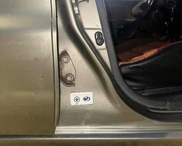 Зелений Деу Ланос, об'ємом двигуна 1.5 л та пробігом 301 тис. км за 3000 $, фото 12 на Automoto.ua