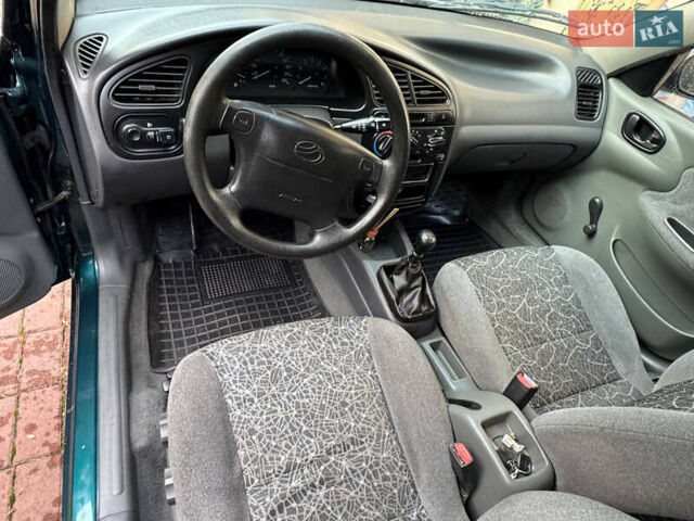Зеленый Дэу Ланос, объемом двигателя 1.5 л и пробегом 220 тыс. км за 2900 $, фото 5 на Automoto.ua