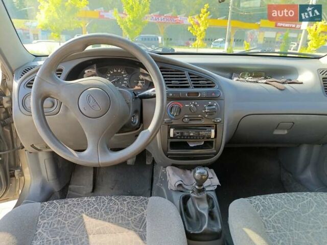 Деу Ланос 2006 у Тернополі на Automoto.ua Зелений Деу Ланос, об'ємом двигуна 1.5 л та пробігом 151 тис. км за 2250 $, фото 1 на Automoto.ua