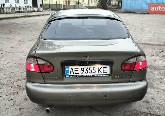 Зеленый Дэу Ланос, объемом двигателя 1.5 л и пробегом 221 тыс. км за 1900 $, фото 6 на Automoto.ua