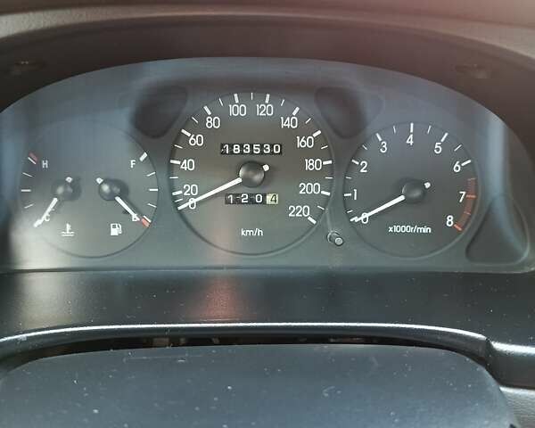 Зеленый Дэу Ланос, объемом двигателя 1.5 л и пробегом 183 тыс. км за 3500 $, фото 2 на Automoto.ua