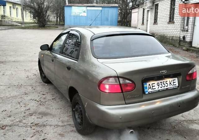 Зеленый Дэу Ланос, объемом двигателя 1.5 л и пробегом 221 тыс. км за 1900 $, фото 4 на Automoto.ua