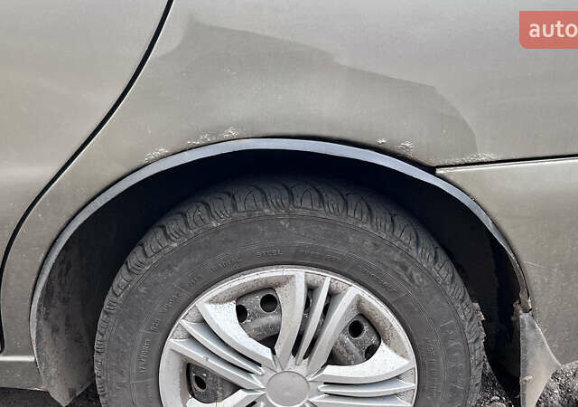 Дэу Ланос 2006 в Арбузинке на Automoto.ua Зеленый Дэу Ланос, объемом двигателя 1.5 л и пробегом 214 тыс. км за 2400 $, фото 9 на Automoto.ua