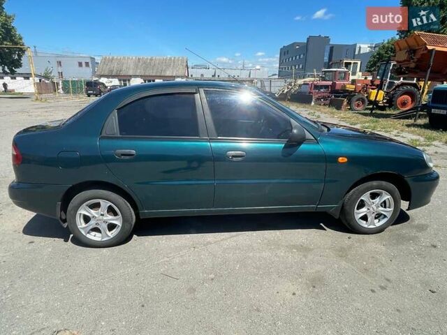 Зеленый Дэу Ланос, объемом двигателя 1.5 л и пробегом 290 тыс. км за 2550 $, фото 1 на Automoto.ua