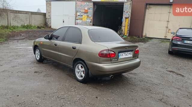 Зеленый Дэу Ланос, объемом двигателя 1.5 л и пробегом 278 тыс. км за 2600 $, фото 5 на Automoto.ua