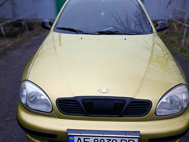 Зелений Деу Ланос, об'ємом двигуна 1.5 л та пробігом 0 тис. км за 2000 $, фото 1 на Automoto.ua