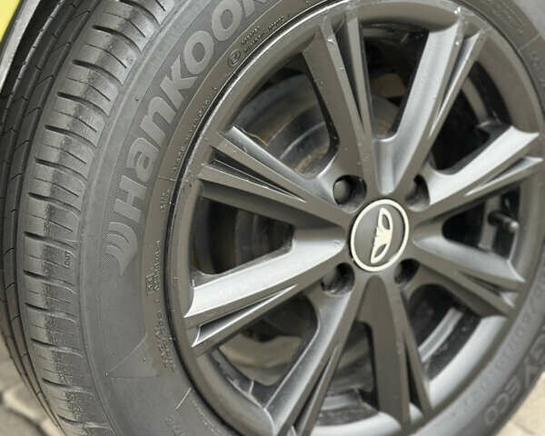 Зеленый Дэу Ланос, объемом двигателя 1.5 л и пробегом 136 тыс. км за 3500 $, фото 10 на Automoto.ua