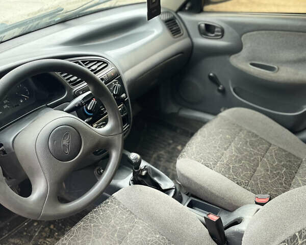 Зелений Деу Ланос, об'ємом двигуна 1.35 л та пробігом 256 тис. км за 1499 $, фото 16 на Automoto.ua