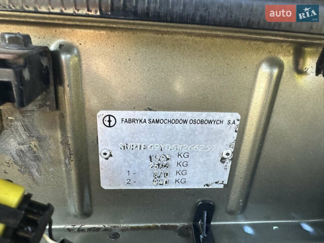 Зелений Деу Ланос, об'ємом двигуна 1.5 л та пробігом 333 тис. км за 2650 $, фото 48 на Automoto.ua