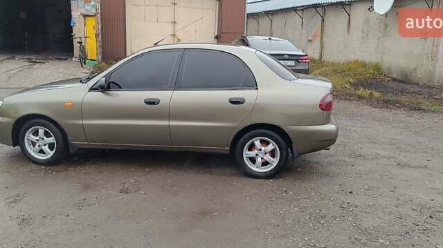 Зеленый Дэу Ланос, объемом двигателя 1.5 л и пробегом 278 тыс. км за 2600 $, фото 6 на Automoto.ua