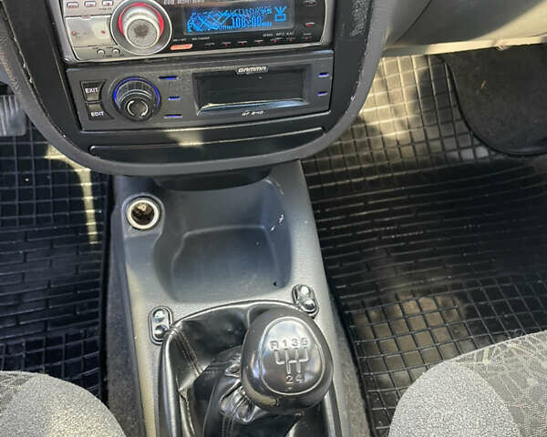 Зеленый Дэу Ланос, объемом двигателя 1.5 л и пробегом 149 тыс. км за 2050 $, фото 12 на Automoto.ua