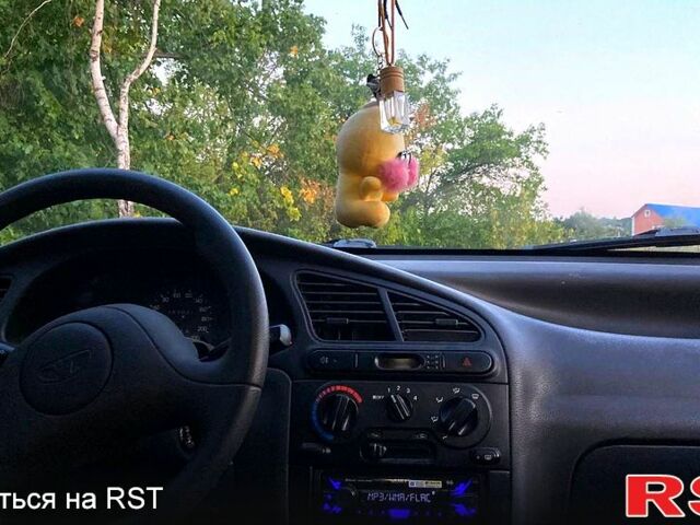 Зеленый Дэу Ланос, объемом двигателя 1.5 л и пробегом 156 тыс. км за 2799 $, фото 1 на Automoto.ua