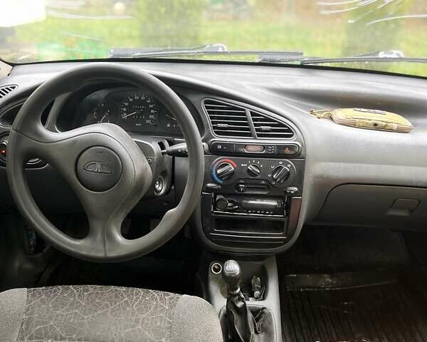 Зеленый Дэу Ланос, объемом двигателя 1.35 л и пробегом 171 тыс. км за 950 $, фото 4 на Automoto.ua