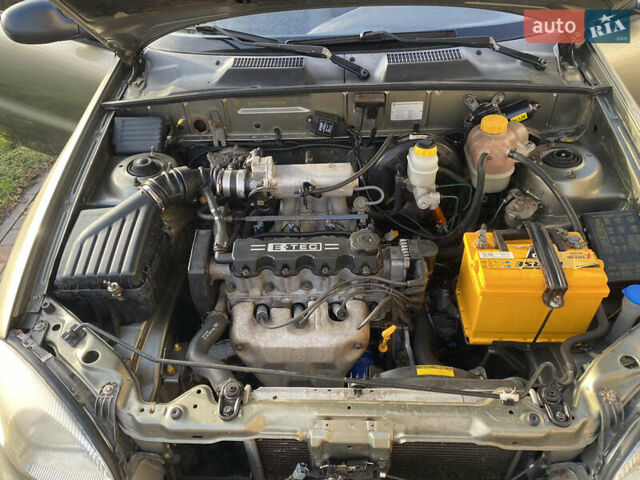 Зелений Деу Ланос, об'ємом двигуна 1.5 л та пробігом 190 тис. км за 1900 $, фото 19 на Automoto.ua