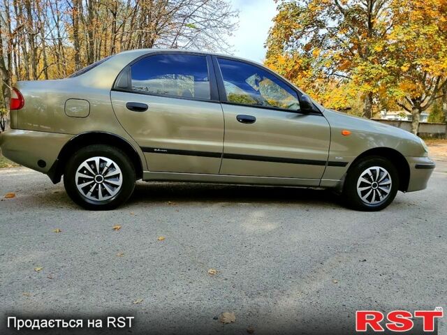 Зелений Деу Ланос, об'ємом двигуна 1.5 л та пробігом 182 тис. км за 2800 $, фото 1 на Automoto.ua