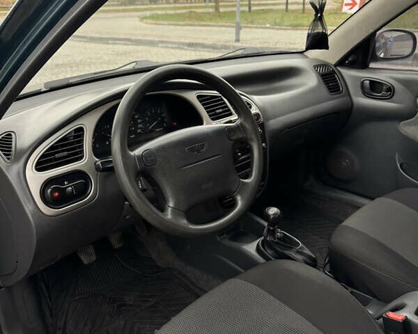 Зеленый Дэу Ланос, объемом двигателя 1.6 л и пробегом 180 тыс. км за 2500 $, фото 13 на Automoto.ua