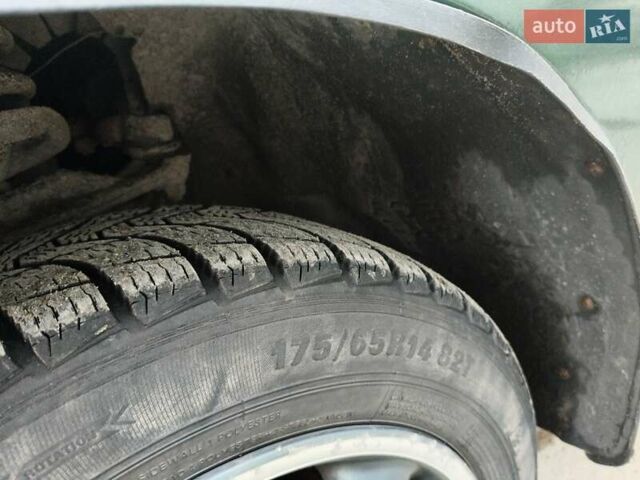 Зелений Деу Ланос, об'ємом двигуна 1.5 л та пробігом 228 тис. км за 1750 $, фото 9 на Automoto.ua